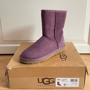 Classic Short UGG Boots